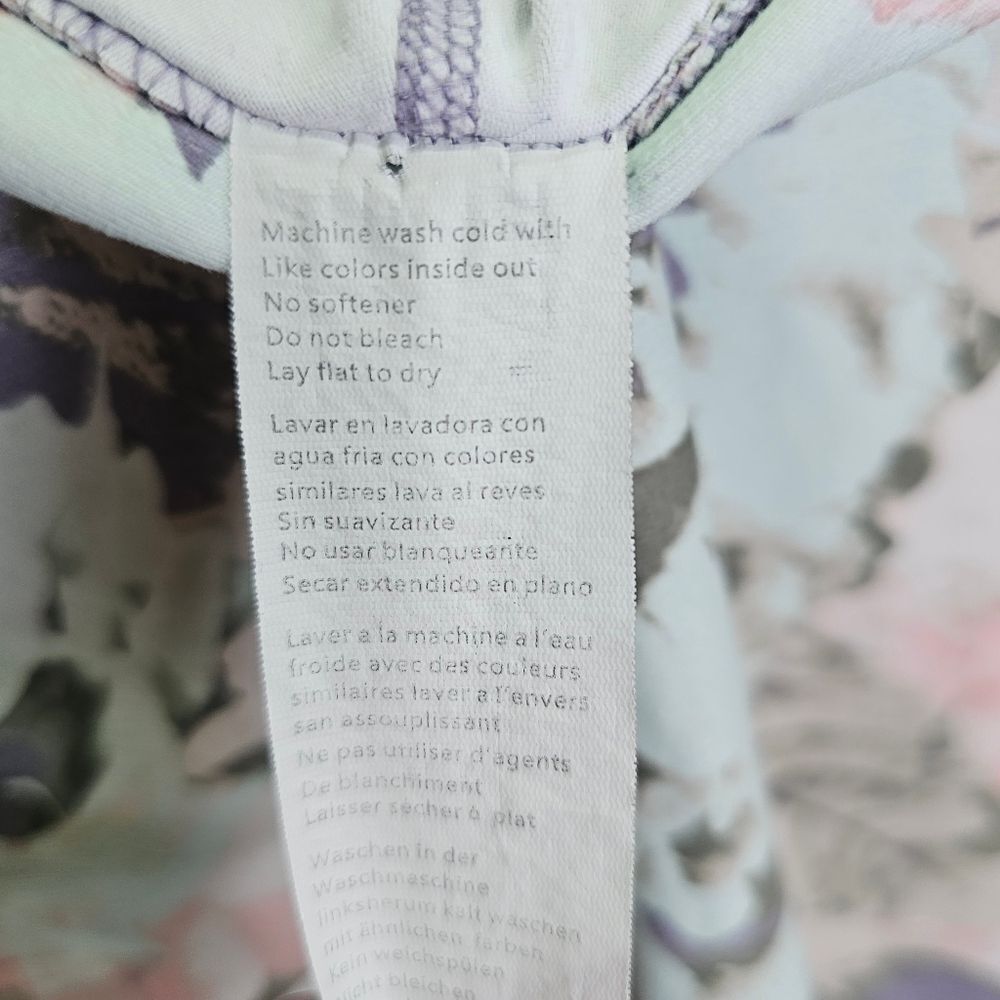 Fabletics Salar Gray And Pink Floral Powerhold Leggings Size XXL - Picture 7 of 11